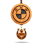 Подвеска для авто BMW деревянная